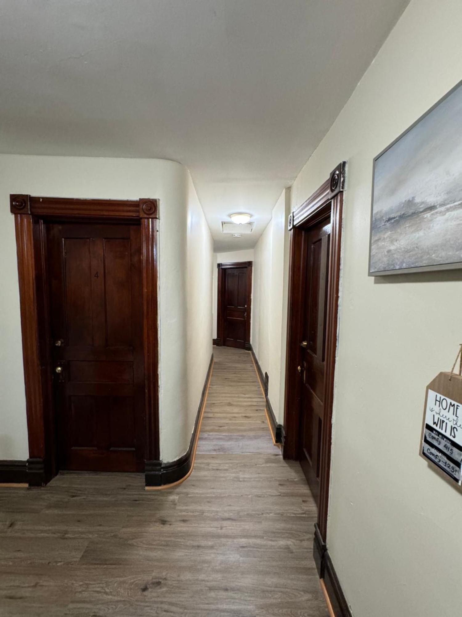 Comfy Getaway, 5 Bed, Sleeps 9, Walk To Falls! Niagara Falls Ngoại thất bức ảnh
