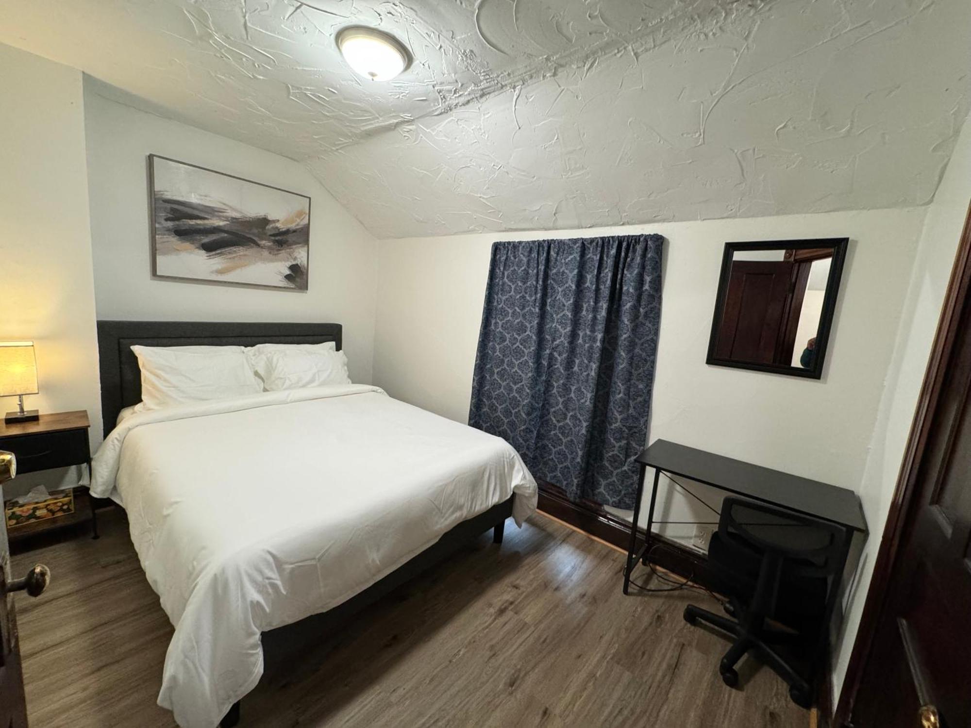 Comfy Getaway, 5 Bed, Sleeps 9, Walk To Falls! Niagara Falls Ngoại thất bức ảnh