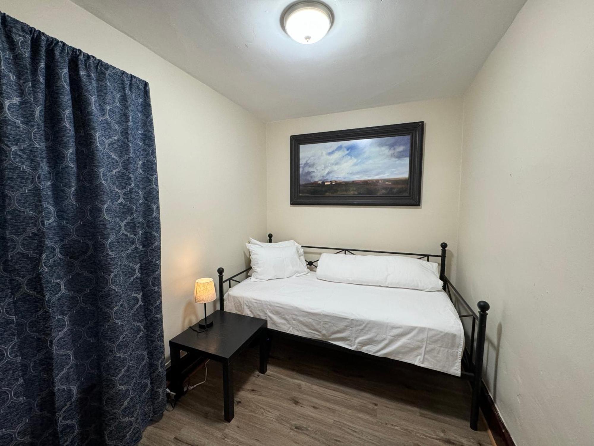 Comfy Getaway, 5 Bed, Sleeps 9, Walk To Falls! Niagara Falls Ngoại thất bức ảnh