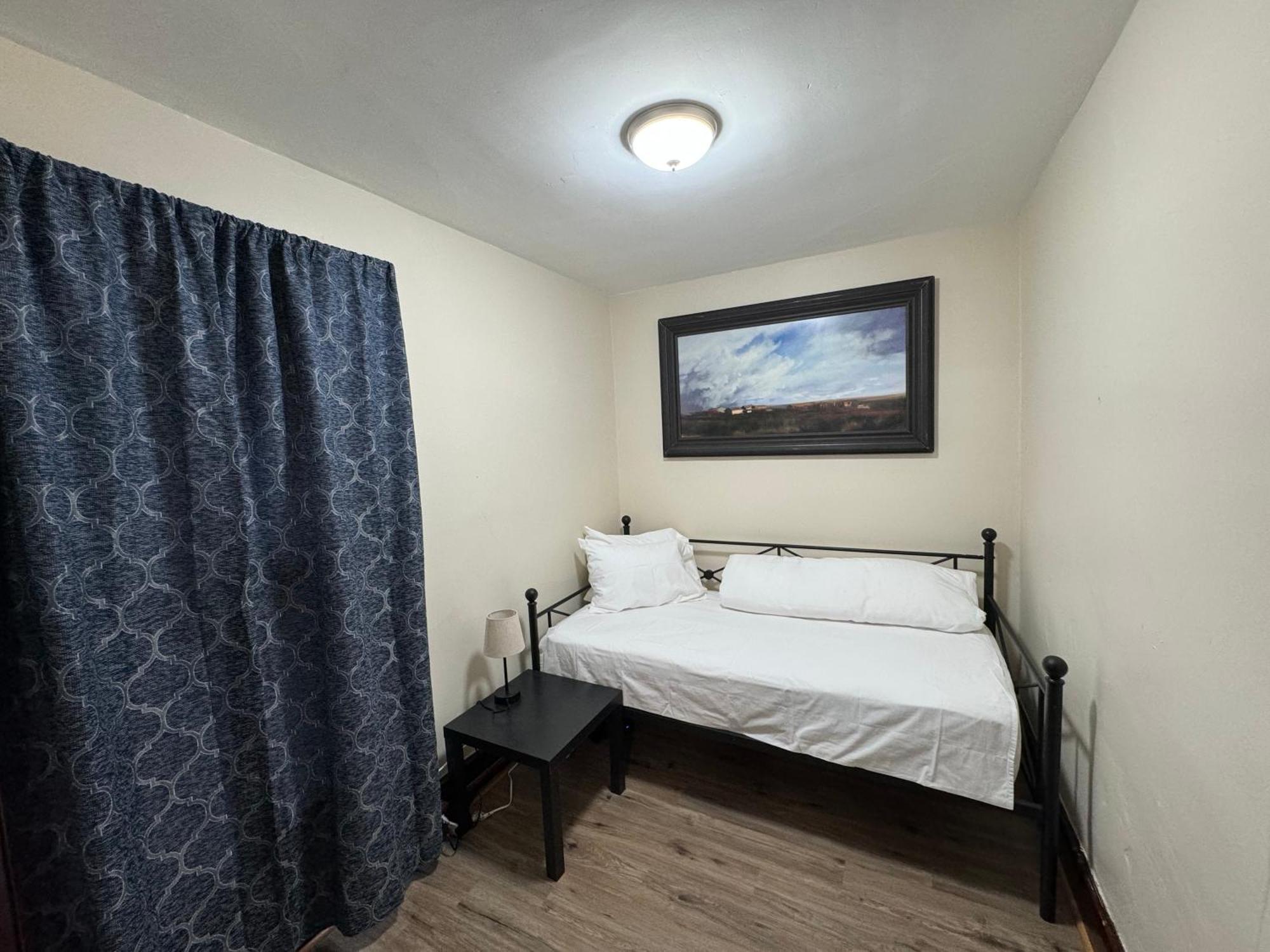 Comfy Getaway, 5 Bed, Sleeps 9, Walk To Falls! Niagara Falls Ngoại thất bức ảnh